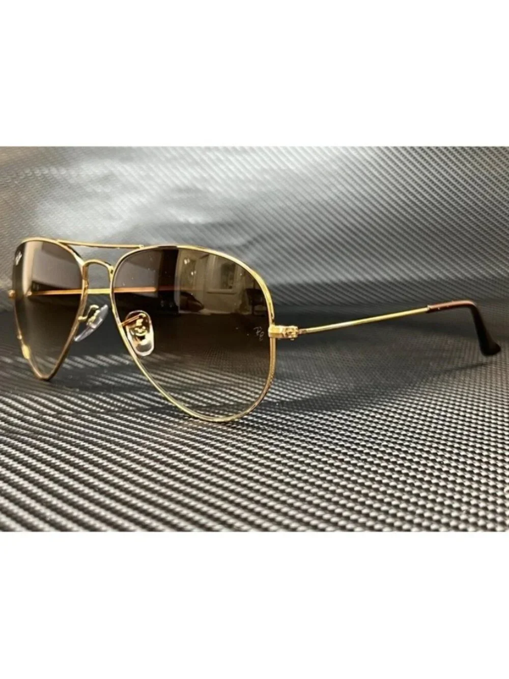 New Ray-Ban Men  Sunglasses --135.\